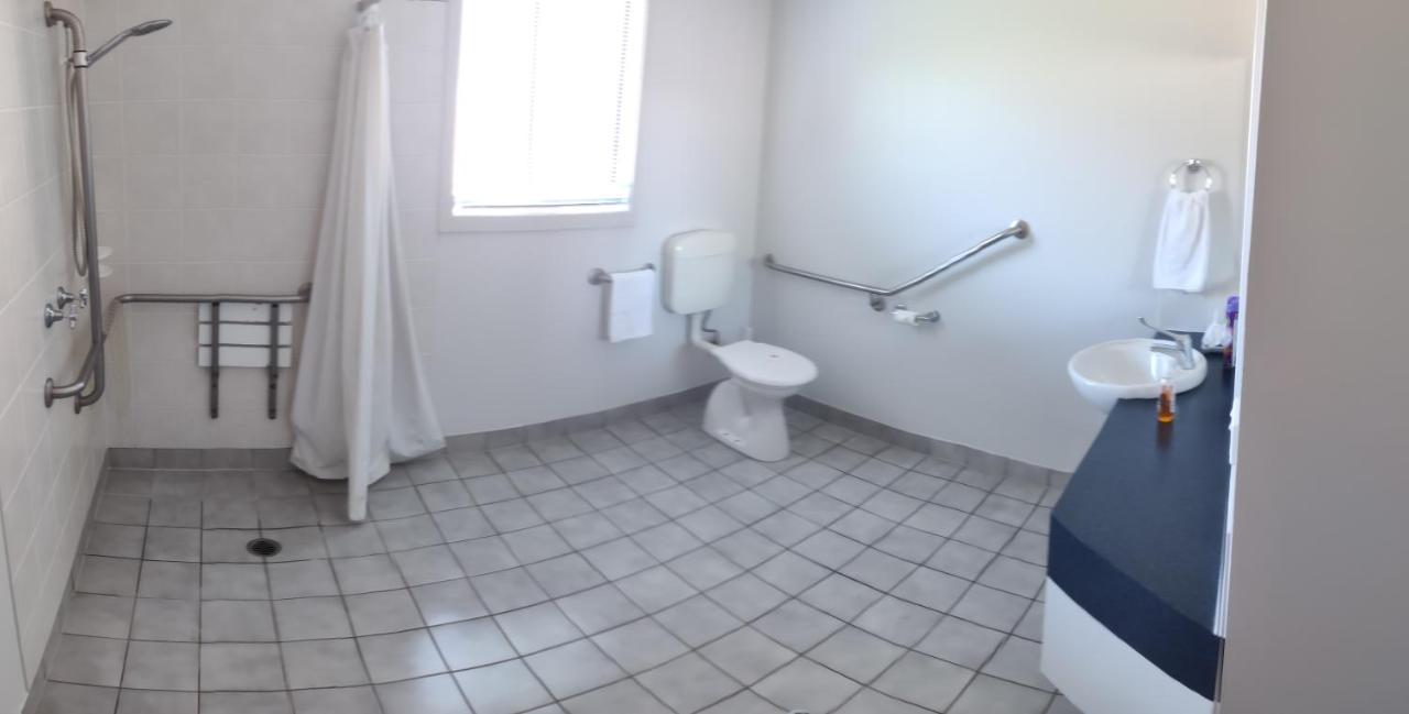 Belvoir Village Motel & Apartments ウォドンガ エクステリア 写真
