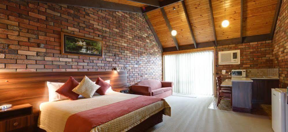 Belvoir Village Motel & Apartments ウォドンガ エクステリア 写真