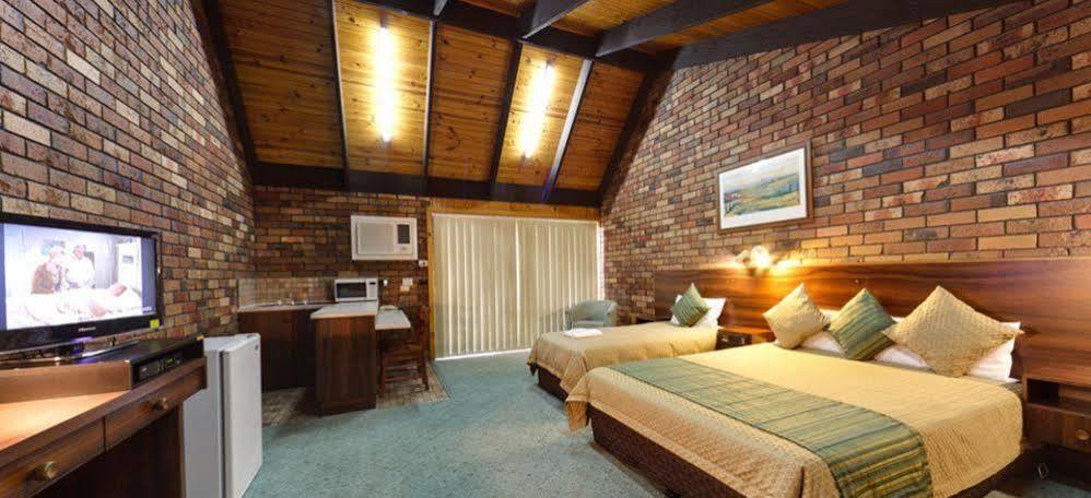 Belvoir Village Motel & Apartments ウォドンガ エクステリア 写真